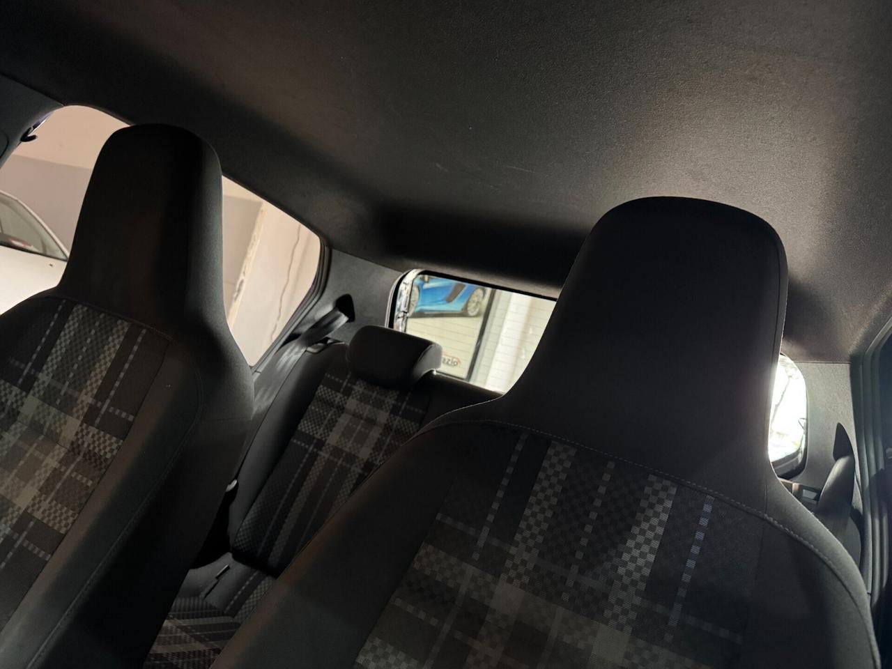 Volkswagen up! 1.0 5p. club