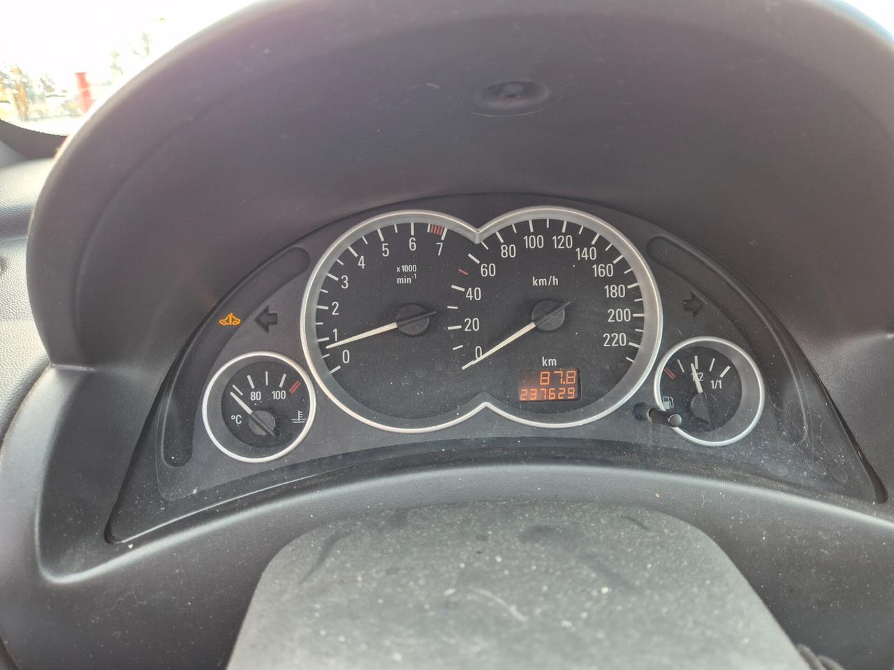 Opel Tigra TwinTop 1.4 16V First Edition