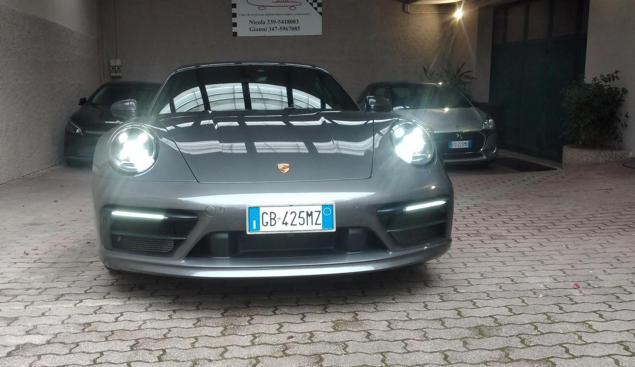 Porsche 911 Carrera Cabriolet