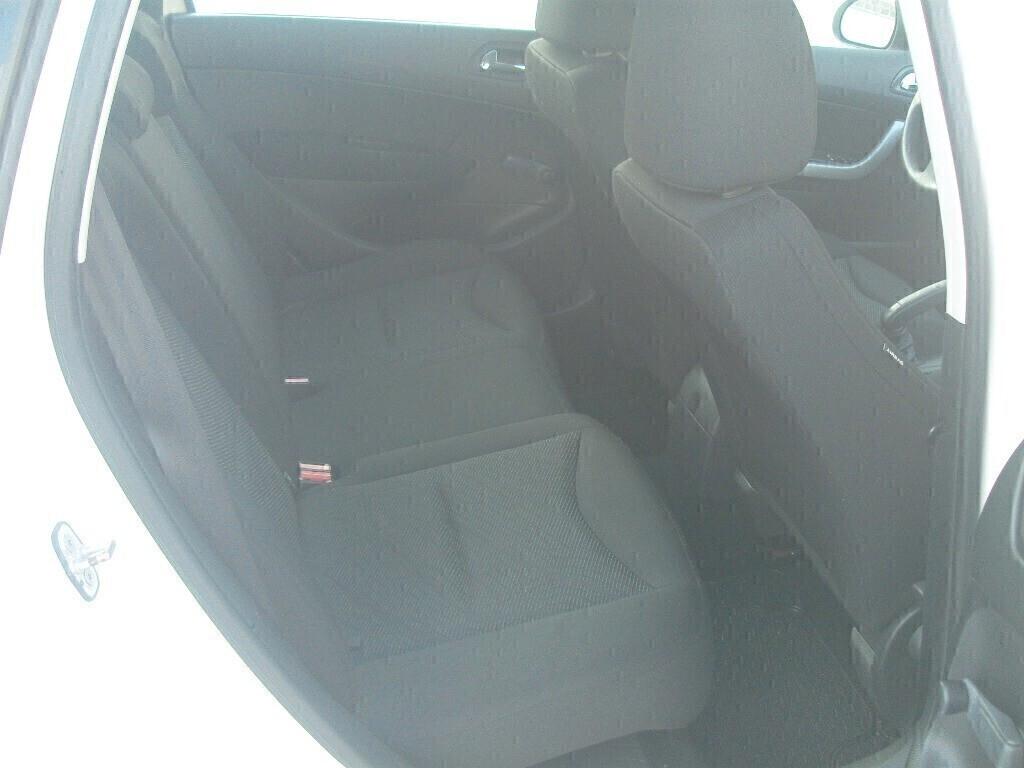 Peugeot 308 1.6 8V e-HDi 112CV Stop&Start SW Active