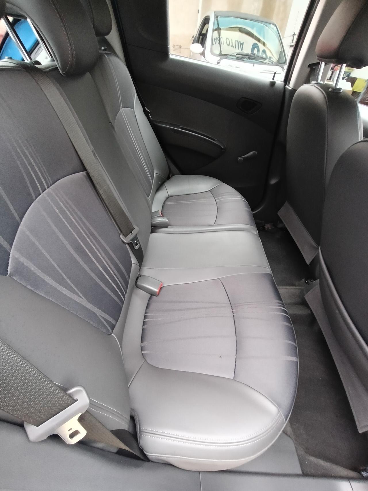 Chevrolet Spark 1.0 LT