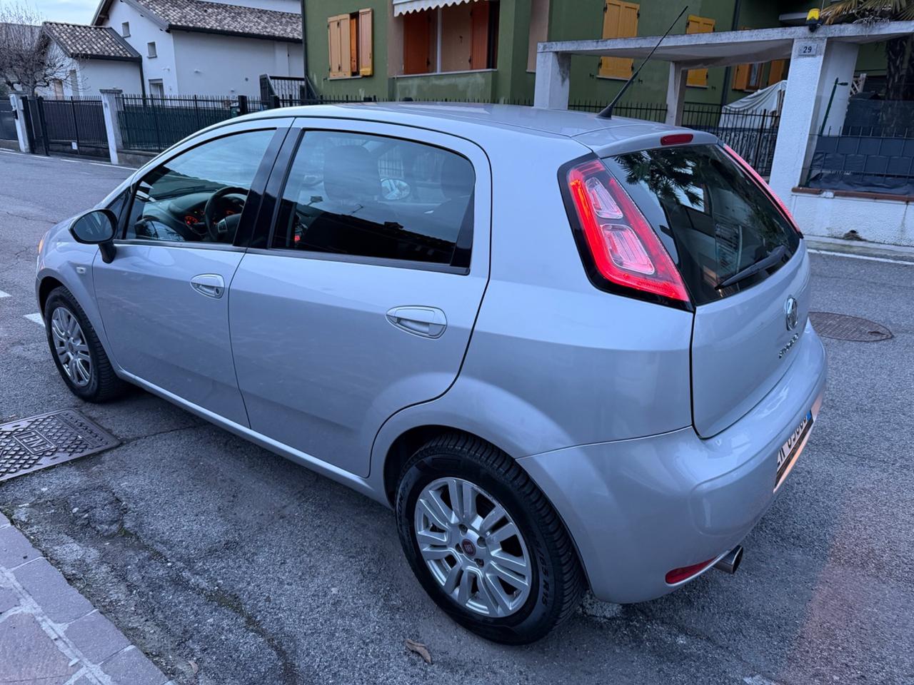 Fiat Punto 1.3 MJT II 75 CV 5 porte Lounge