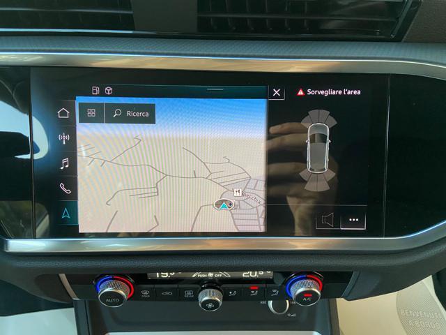 AUDI Q3 35 2.0 TDI S tronic Business Advanced COCKPIT