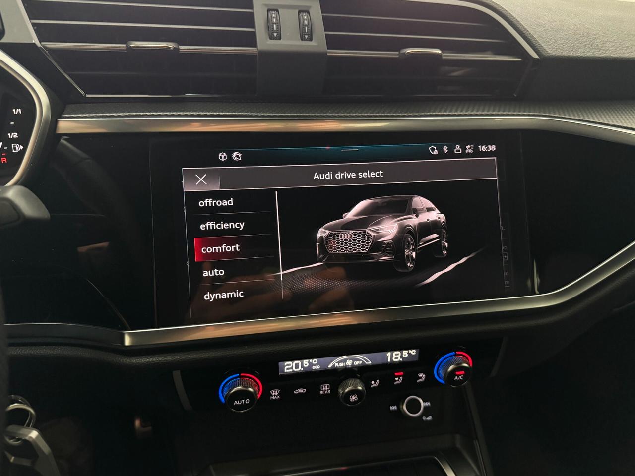 Audi Q3 SPB 35 TDI S tronic S Line Identity Black