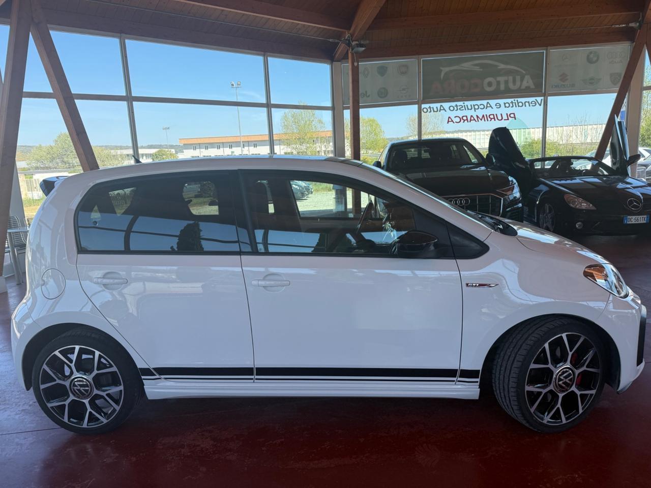 Volkswagen up! 1.0 GTI - PERFETTA