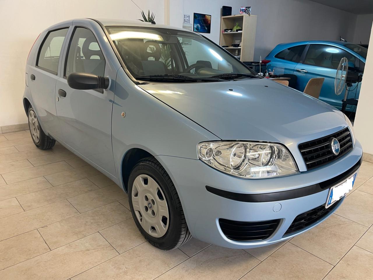 Fiat Punto 1.2 5p Dynamic TENUTA BENE TAGLIANDATA NEOPATENTATI