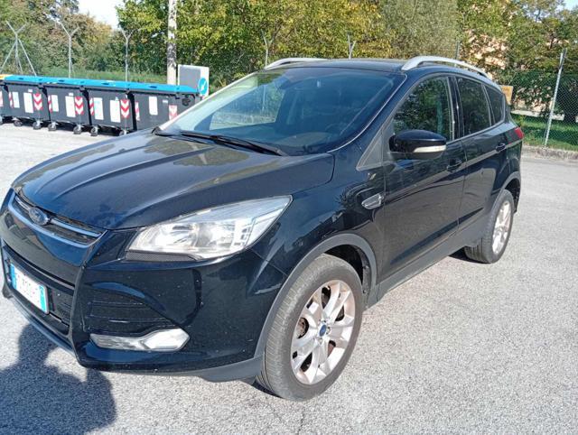 FORD Kuga 2.0 TDCI 150 CV S&S 4WD Powershift Titanium