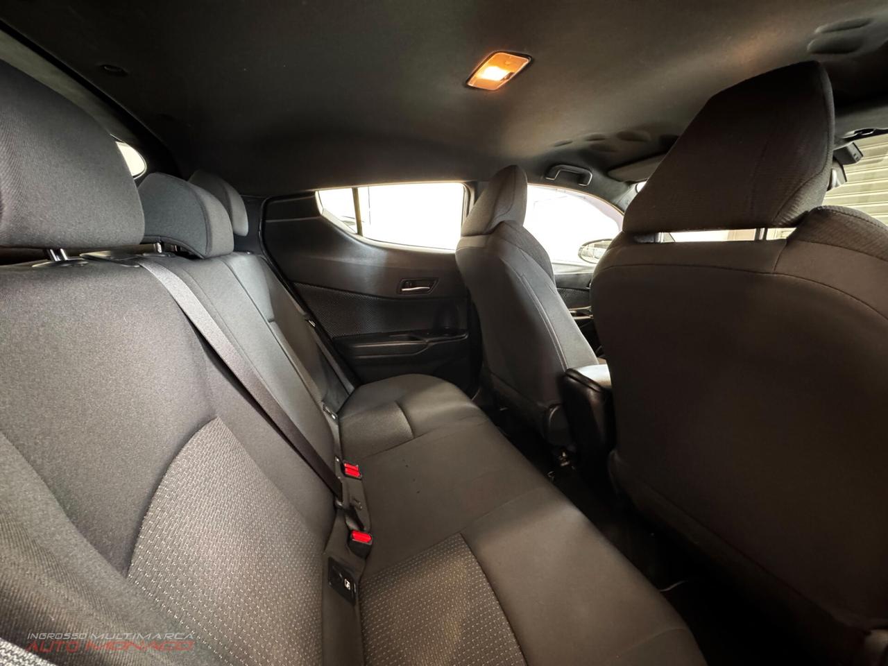 Toyota C-HR 1.8 Hybrid E-CVT