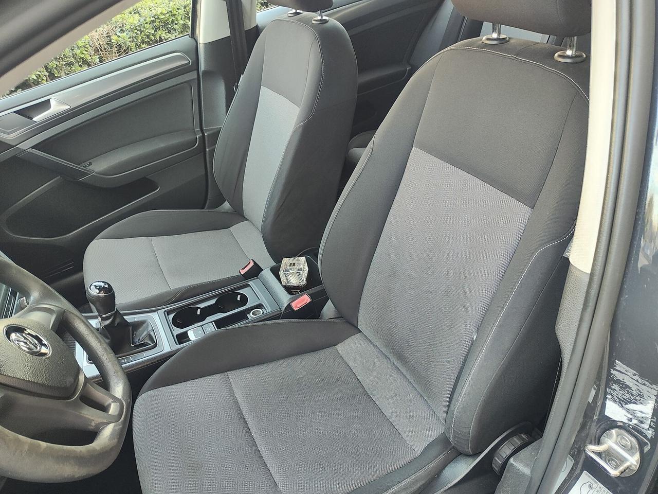 VOLKSWAGEN Golf Variant 1.6 TDI 90 CV Trendline