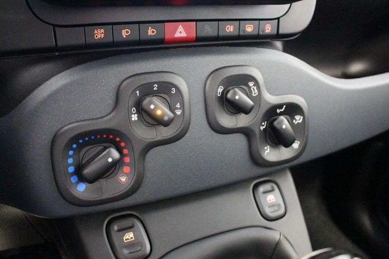 FIAT Panda 1.0 FireFly S&S Hybrid Icon