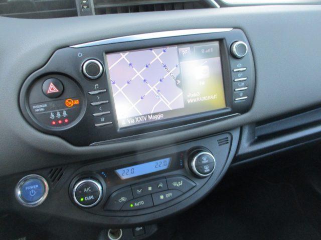 TOYOTA Yaris 1.5 Hybrid 5p Business OK NEOPAT./Navi/Camera