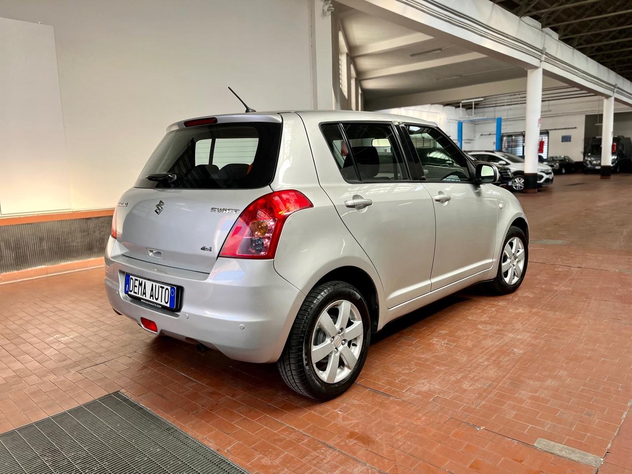 Suzuki Swift 1.3 4x4 5p. GL