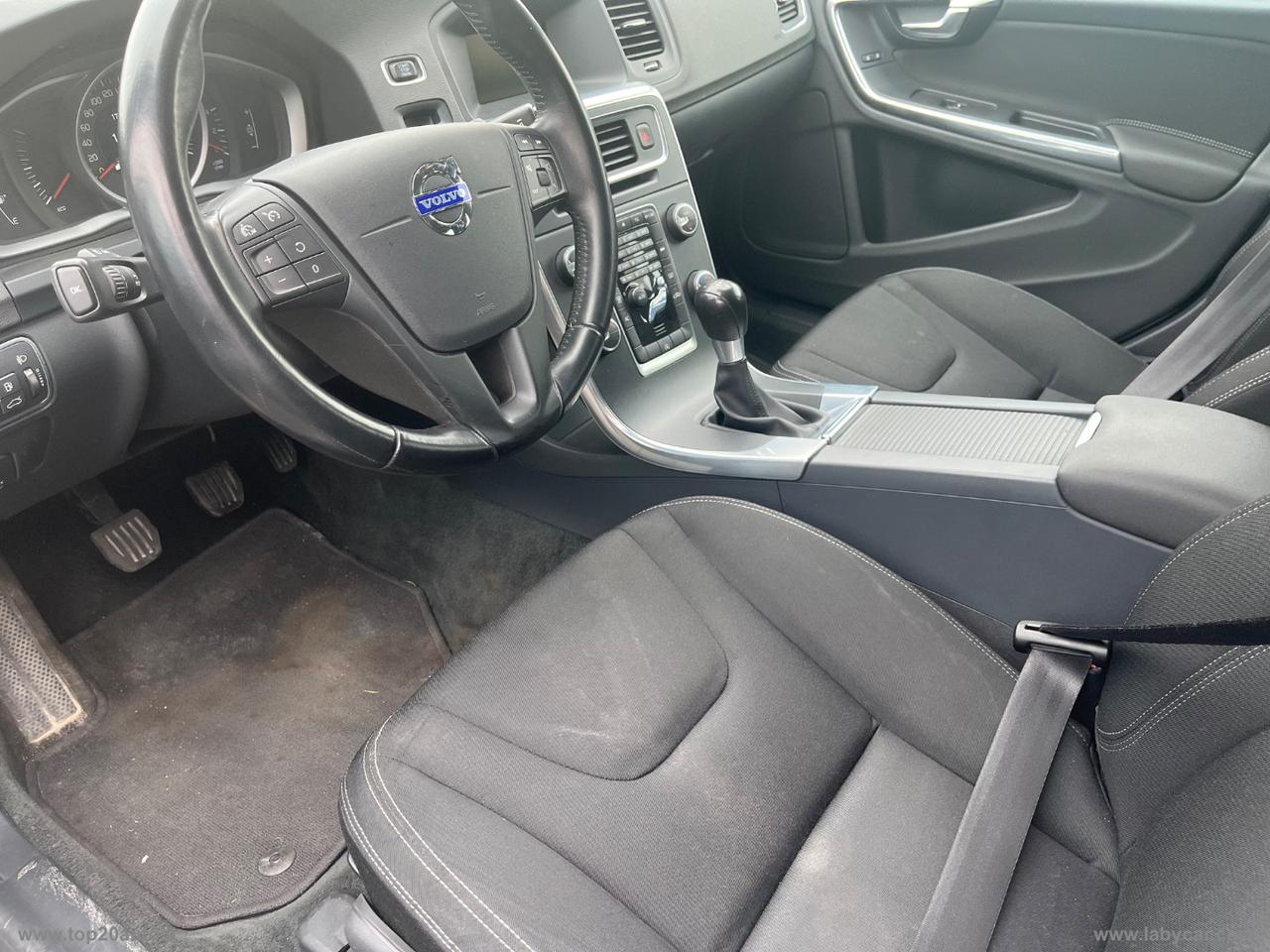 VOLVO V60 D2 1.6 Business|GANCIO TRAINO|94.000 CHILOMETRI CERT.