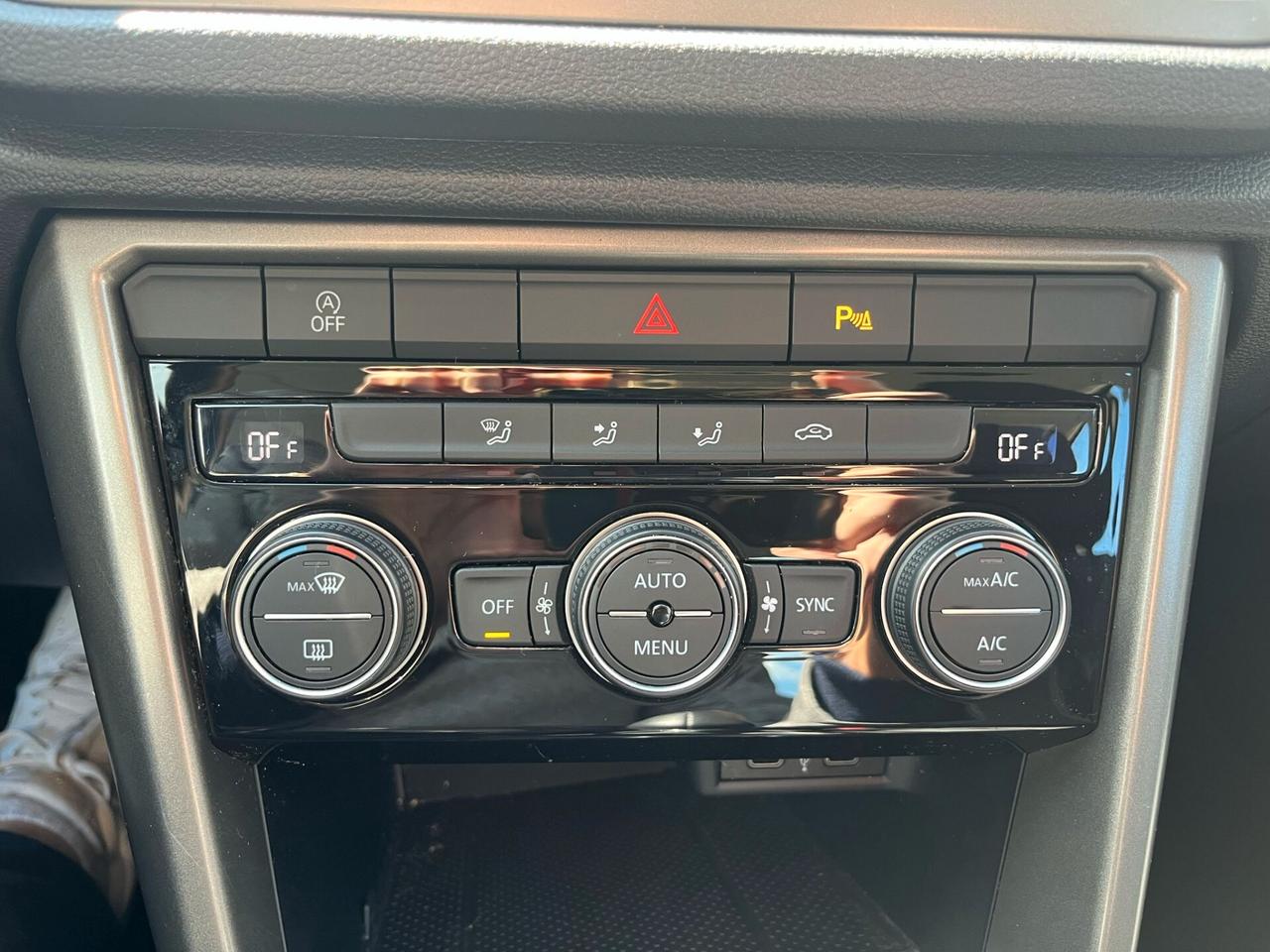 VOLKSWAGEN T-ROC 1,0 TSI 110 CV STYLE 5P