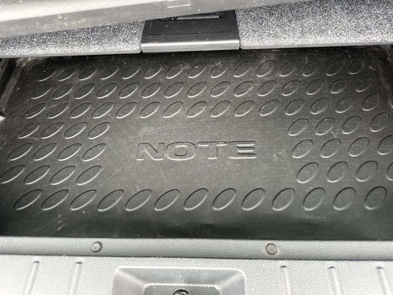 Nissan Note 2009 Restyling 1.4 88CV Acenta XFETTA