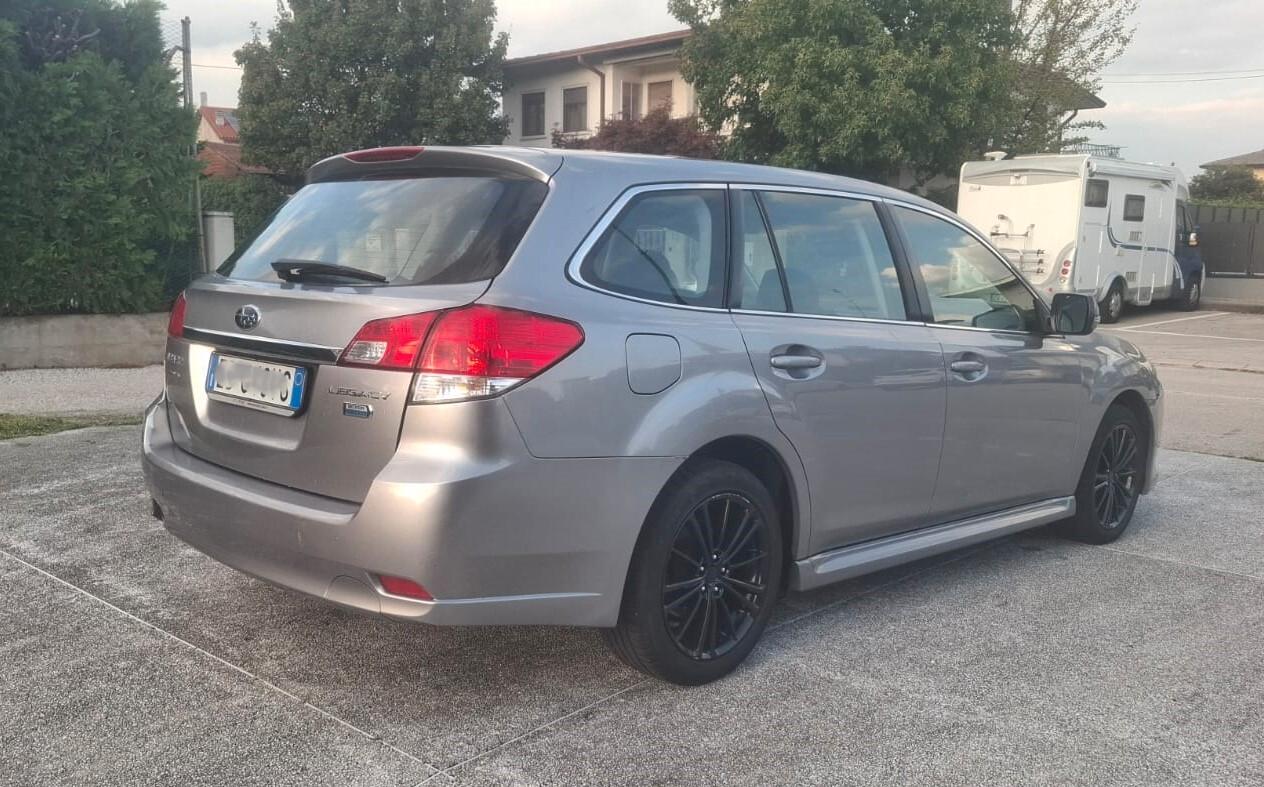 Subaru Legacy 2.0D SW Trend