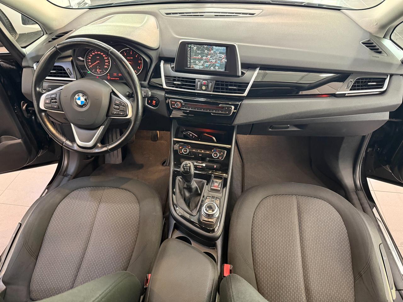 Bmw 2er Active Tourer 218d Advantage