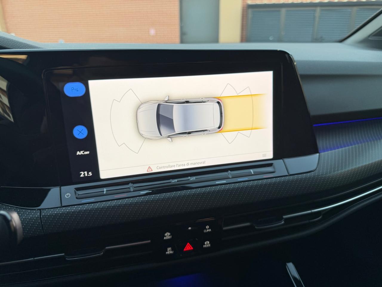 Volkswagen Golf 2.0 TDI DSG R-Line