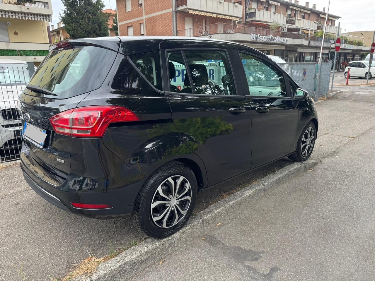 Ford B-Max 1.5 TDCi 75 CV neopaten garanzia 12 mesi