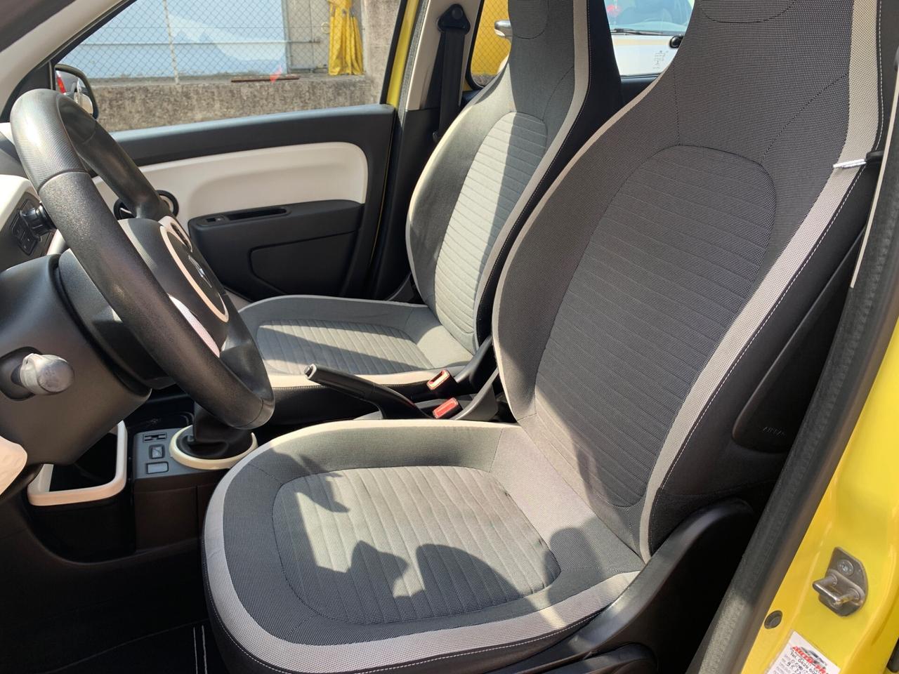 Renault Twingo 1.0 SCe OK NEOPATENTATI