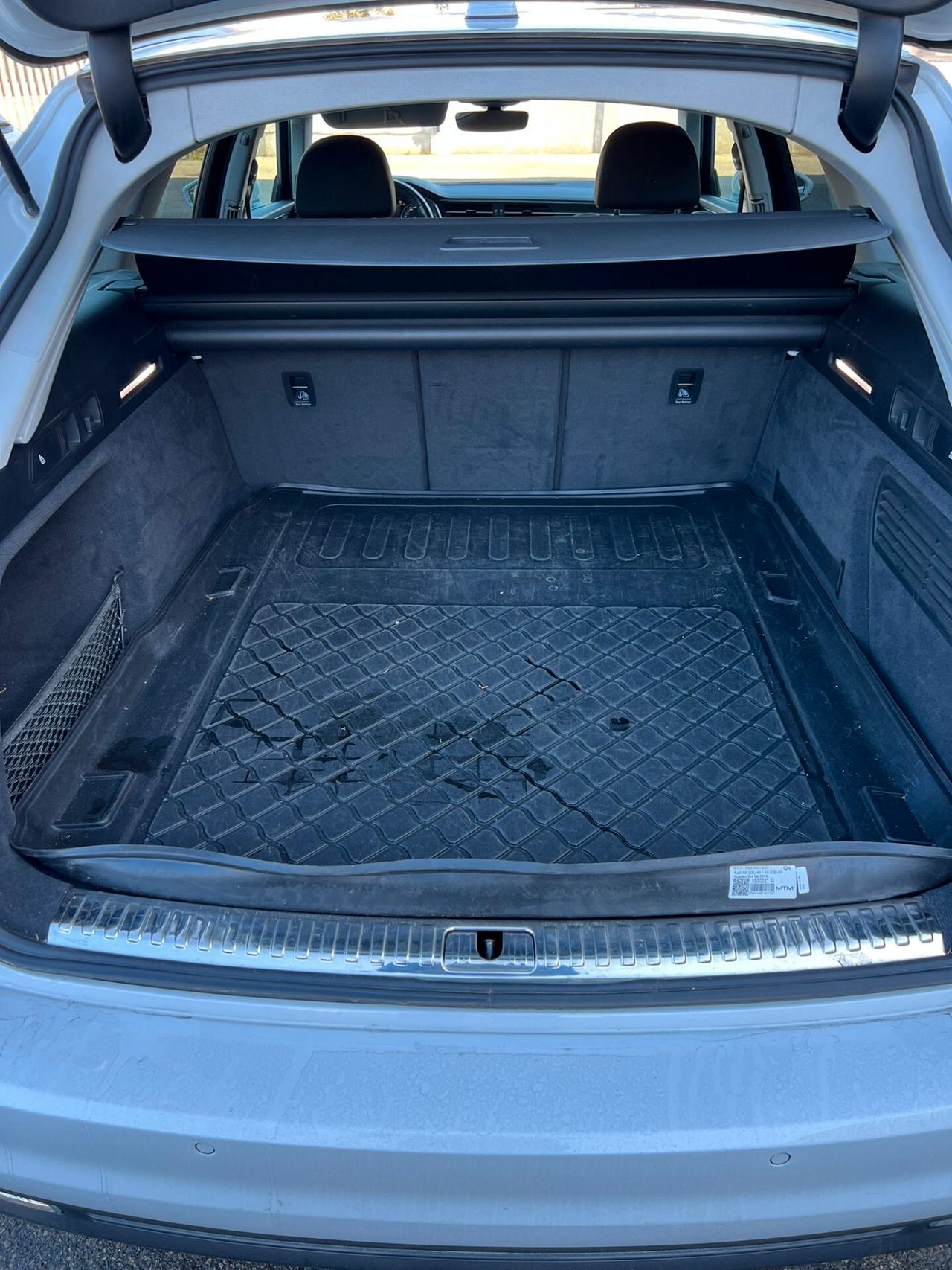 Audi A6 Avant 40 2.0 TDI S tronic Business Sport