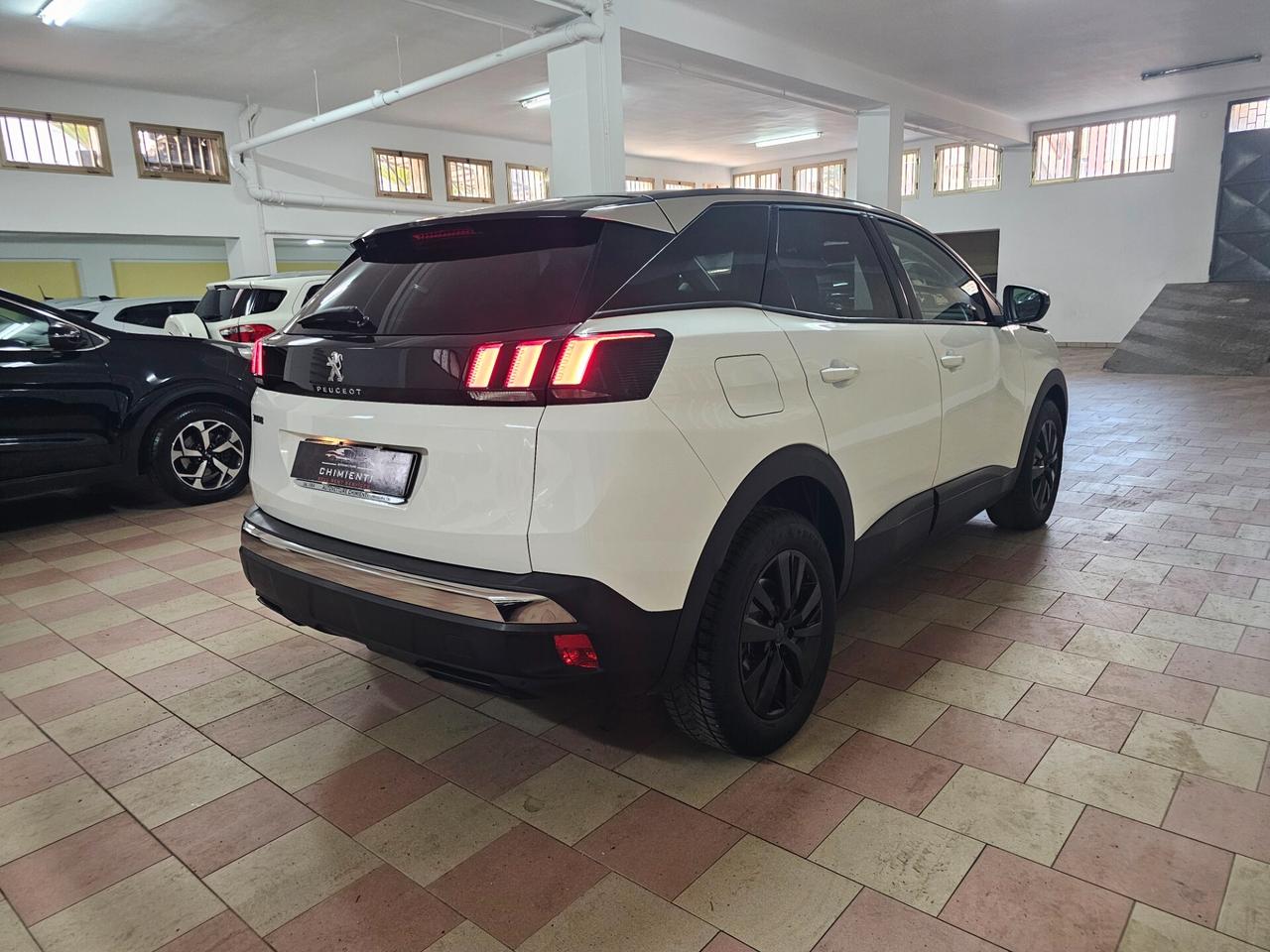 Peugeot 3008 BlueHDi 130 S&S EAT8 Business