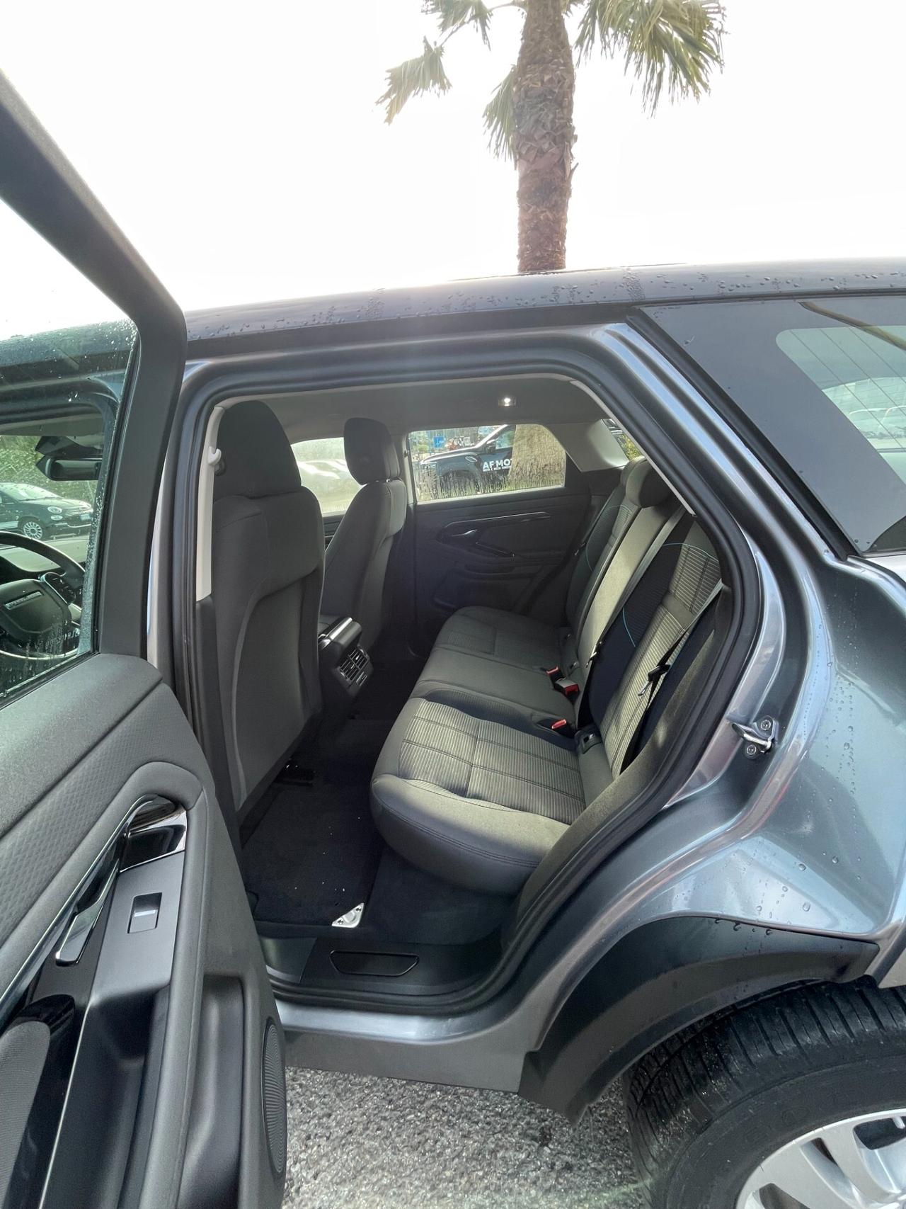 Land Rover Range Evoque 2.0D I4-L.Flw 150 CV AWD Auto R-Dynamic S