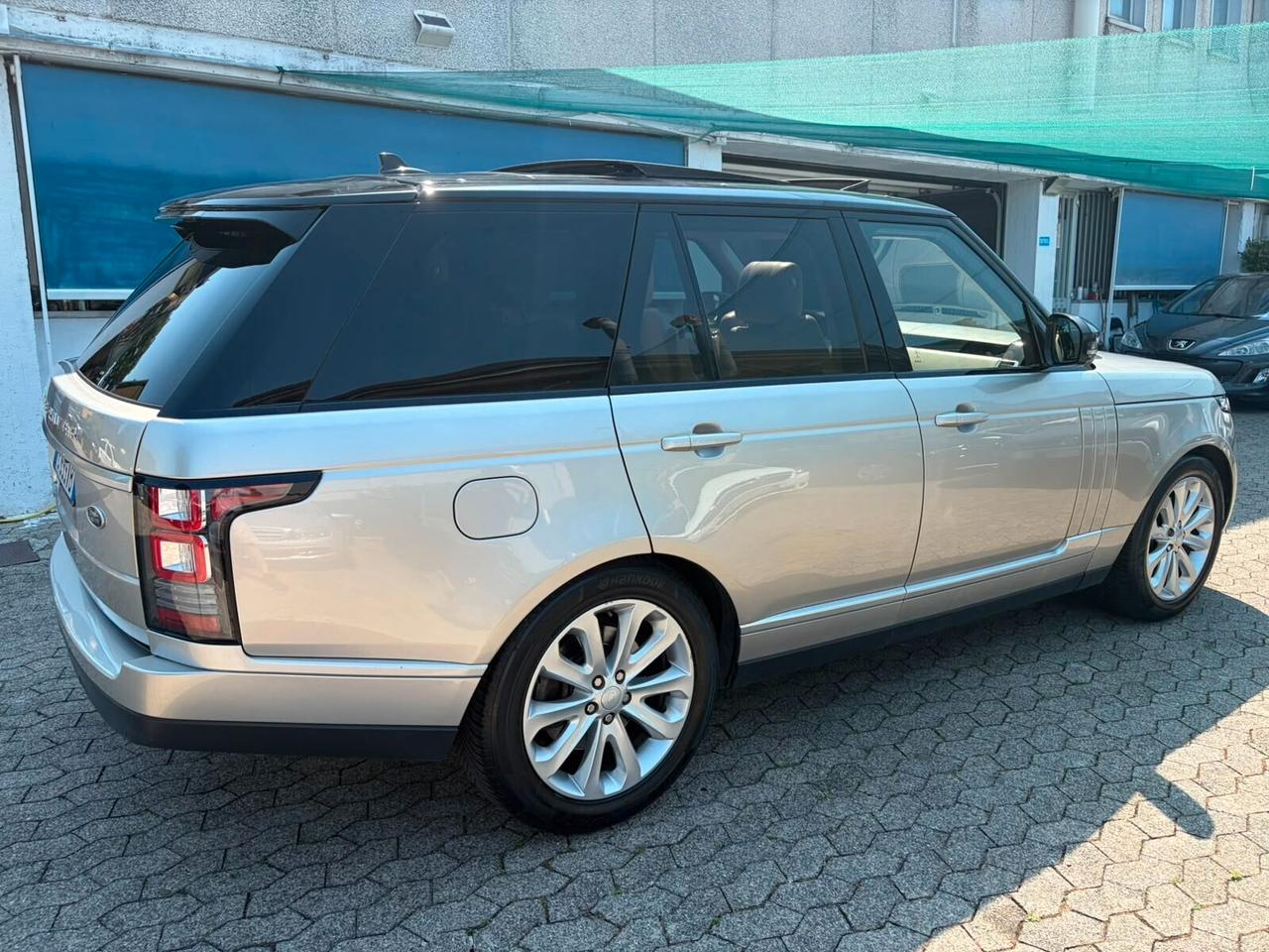 Land Rover Range 3.0 TDV6 Autobiography