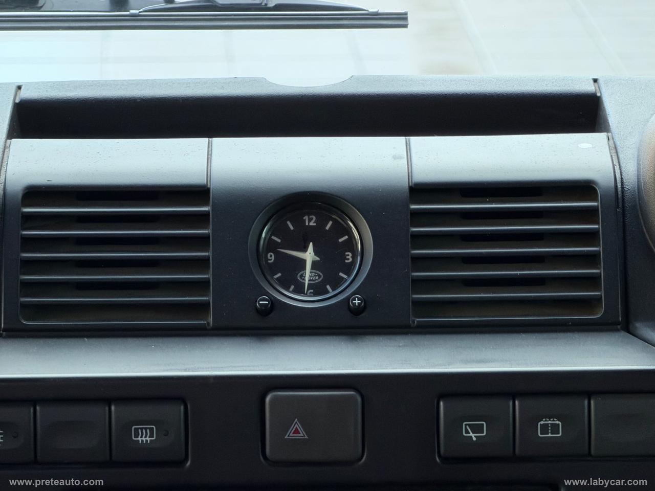 LAND ROVER Defender 110 2.2 TD4 Station Wagon N1