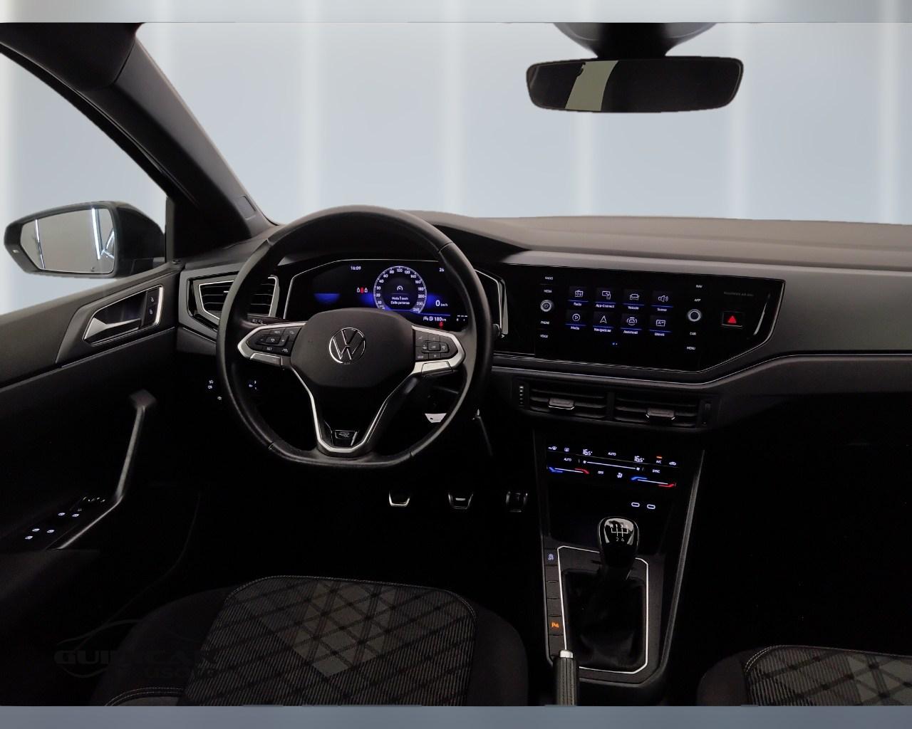 VOLKSWAGEN Polo VI 2022 - Polo 1.0 tsi R-Line 95cv