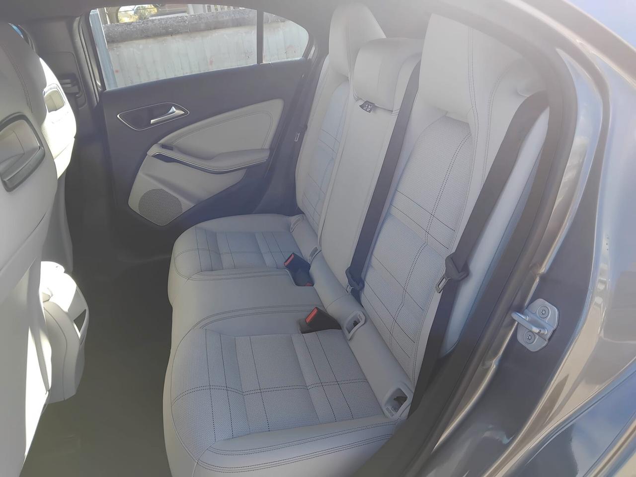 Mercedes-benz A 180 Cdi Premium