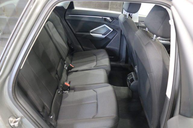 AUDI Q3 2.0 TDI 150 CV S tronic Business