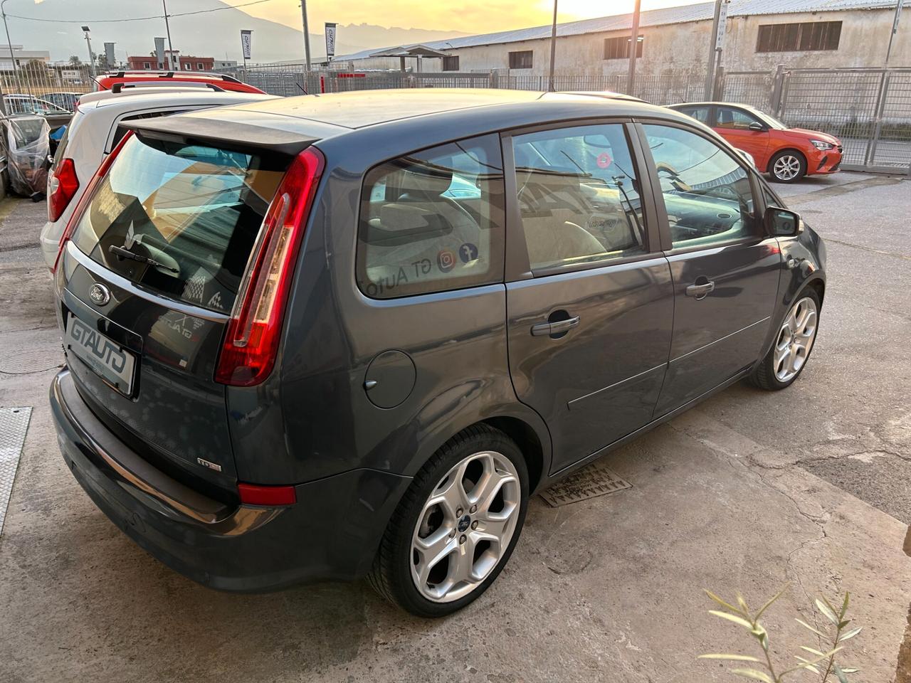 Ford C-Max 1.6 TDCi 90 CV TITANIUM