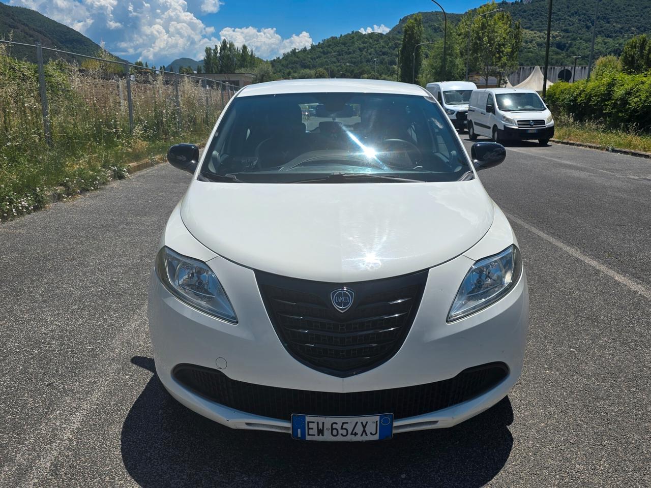 Lancia Ypsilon 1.2 69 CV 5 porte GPL Ecochic Platinum