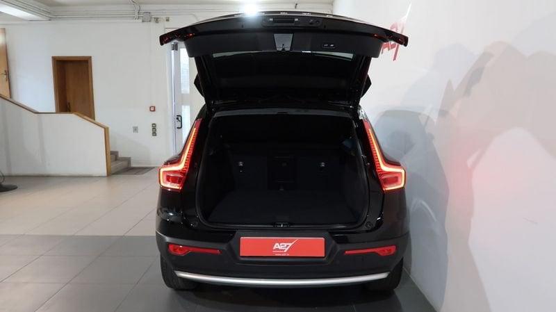 Volvo XC40 Recharge T4 Plug-in Hybrid auto Recharge Core