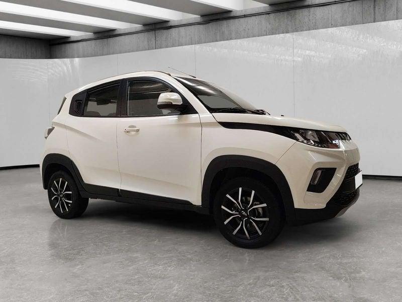 Mahindra KUV100 1.2 K8