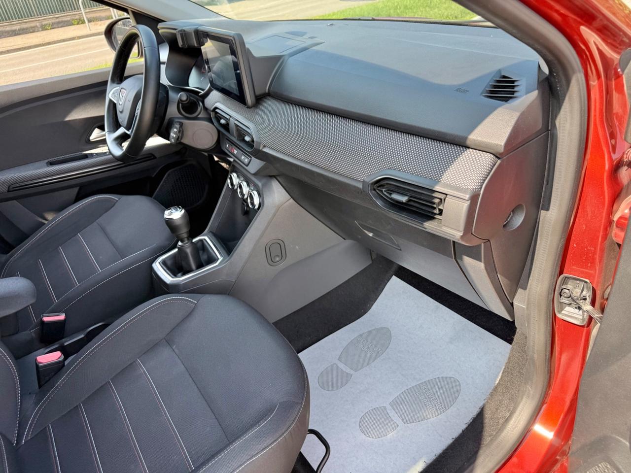 Dacia Jogger 1.0 TCe 110 CV 7 posti*Navi*Sensori*Cerchi