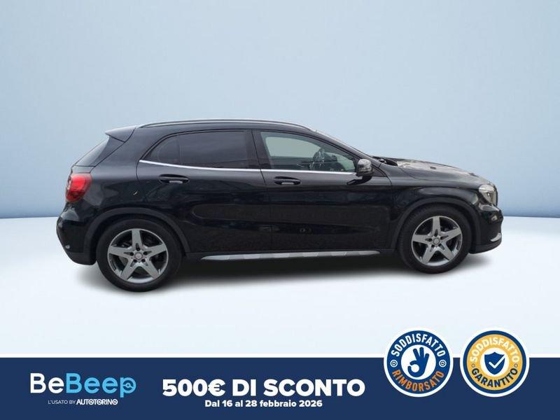 Mercedes-Benz GLA 200 D (CDI) PREMIUM 4MATIC AUTO