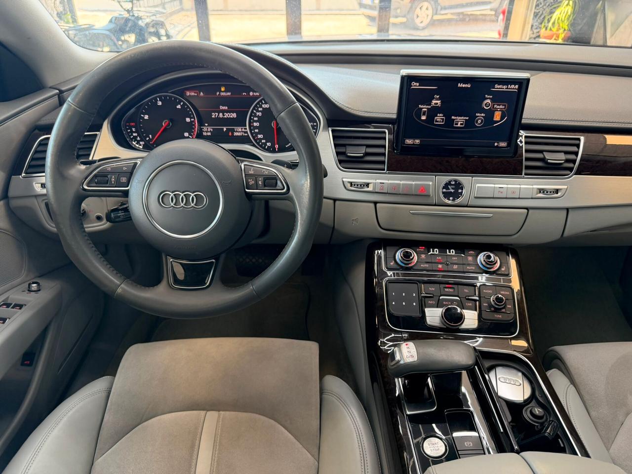 Audi A8 L 3.0 TDI 250 CV clean diesel quattro tiptronic