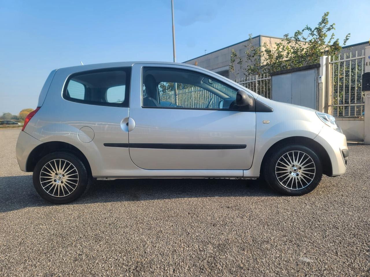 Renault Twingo 1.2 BENZ SOLO 40.000 KM