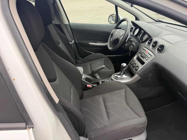 PEUGEOT 308 1.6 8V e-HDi 112CV Stop&Start robotiz. 5p. Active