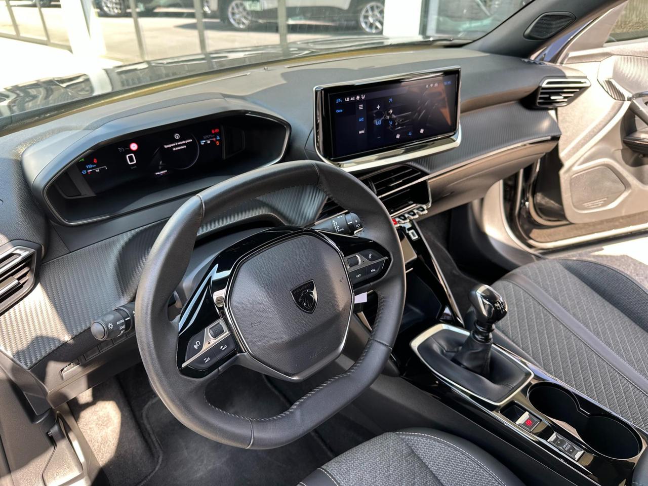 Peugeot 2008 1.2 puretech Allure s&s 100cv