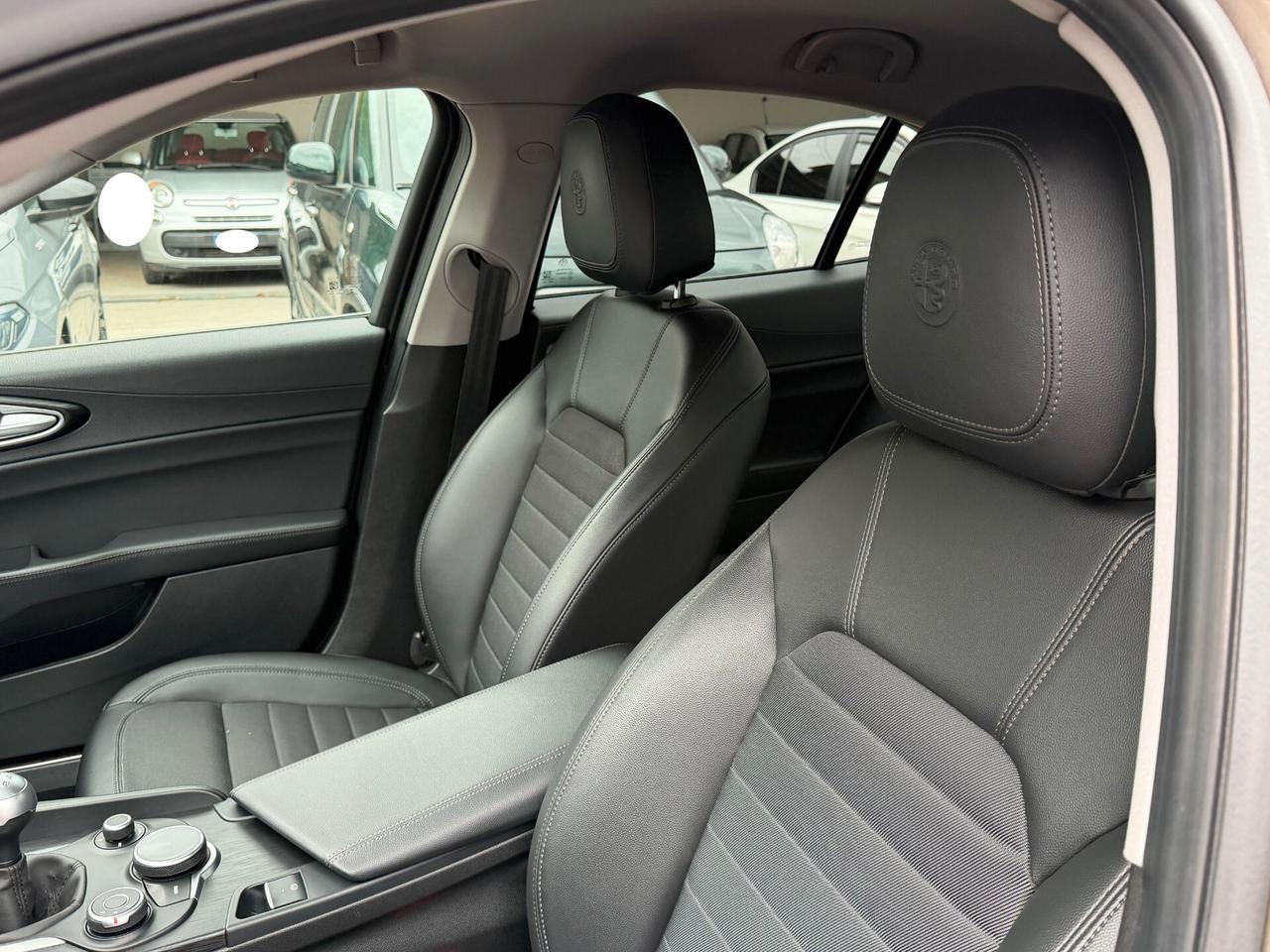 Alfa Romeo Giulia 2.2 TURBODIESL 180 cv. SUPER (Nav)