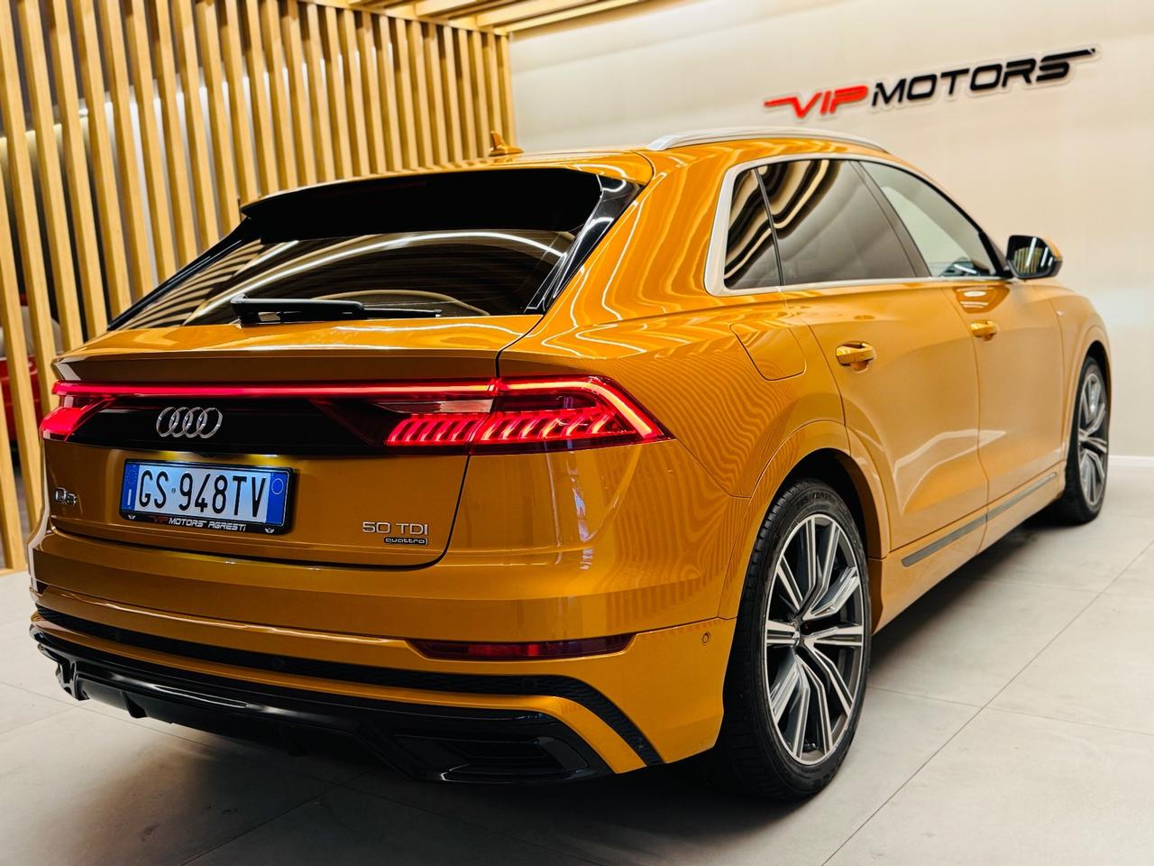 Audi Q8 50 TDI 286 CV quattro tiptronic S LINE EXCLUSIVE COLOR