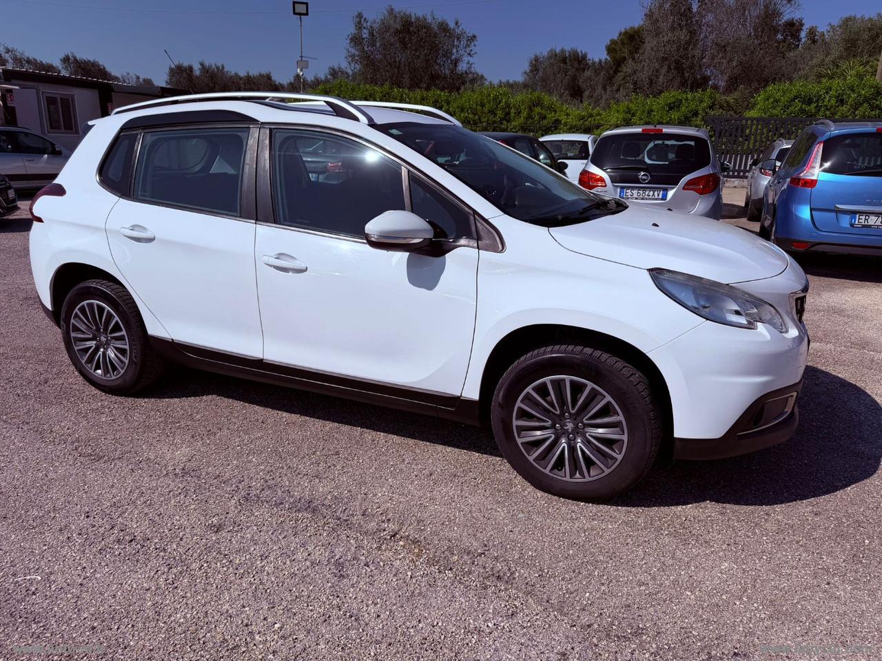 PEUGEOT 2008 BlueHDi 100 Allure