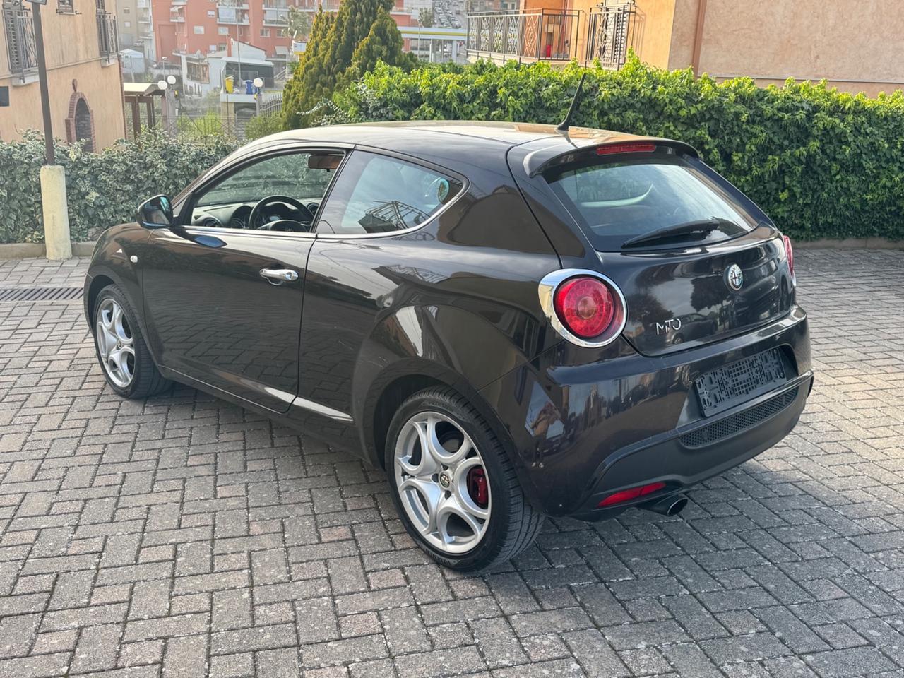 Alfa Romeo MiTo 1.3 JTDm-2 95 CV S&S Distinctive Sport Pack