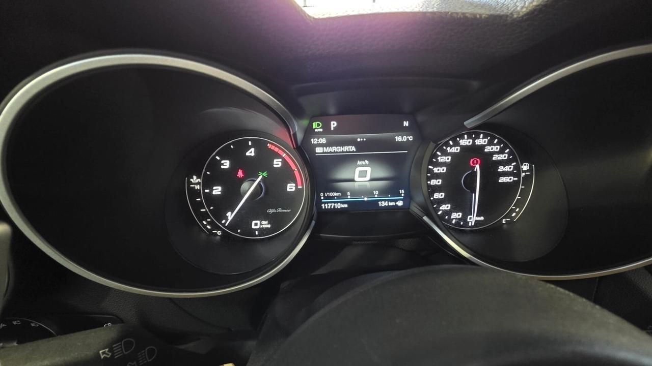 Alfa Romeo Stelvio 2.2 Turbodiesel 210 CV AT8 Q4 Executive