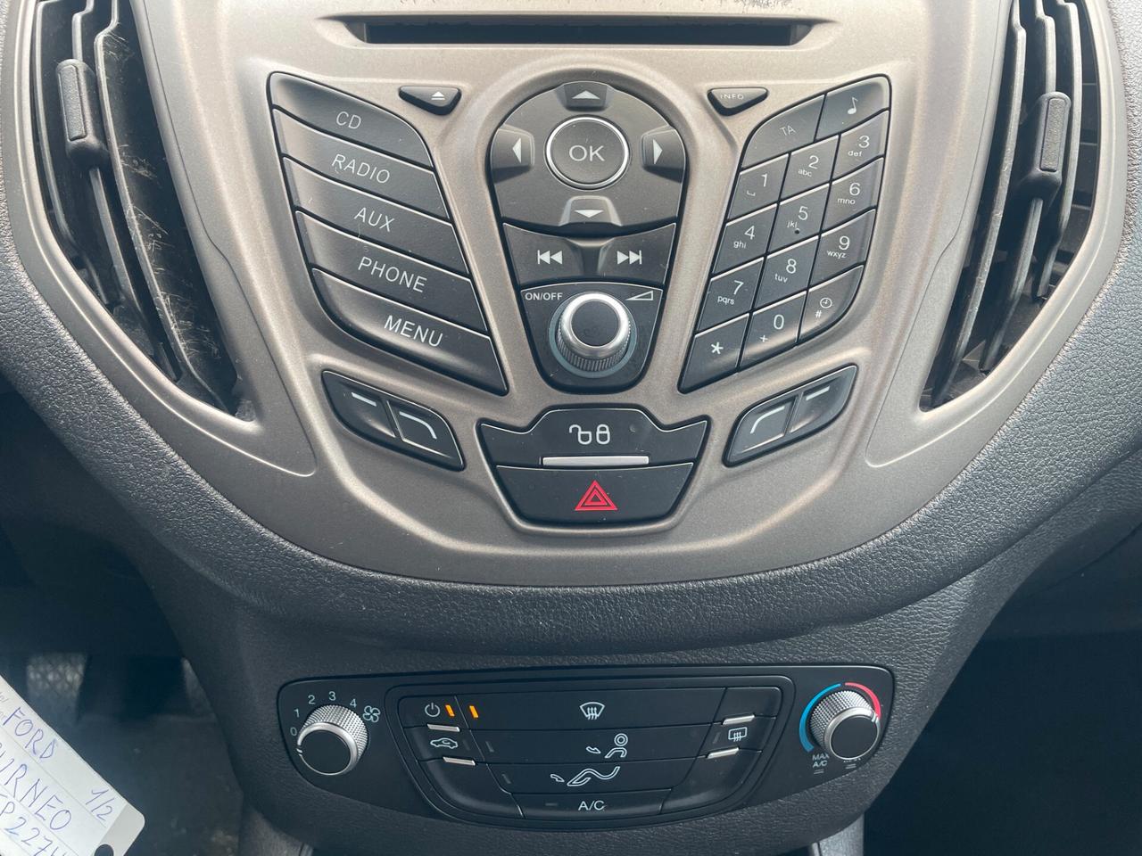 FORD Tourneo Courier 1.5 tdci 75cv titanium E5