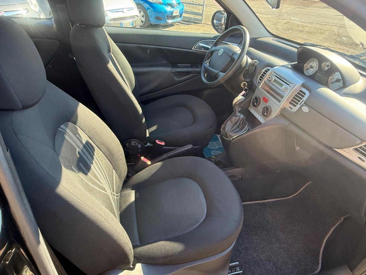 Lancia Ypsilon 1.2 69 CV Elle