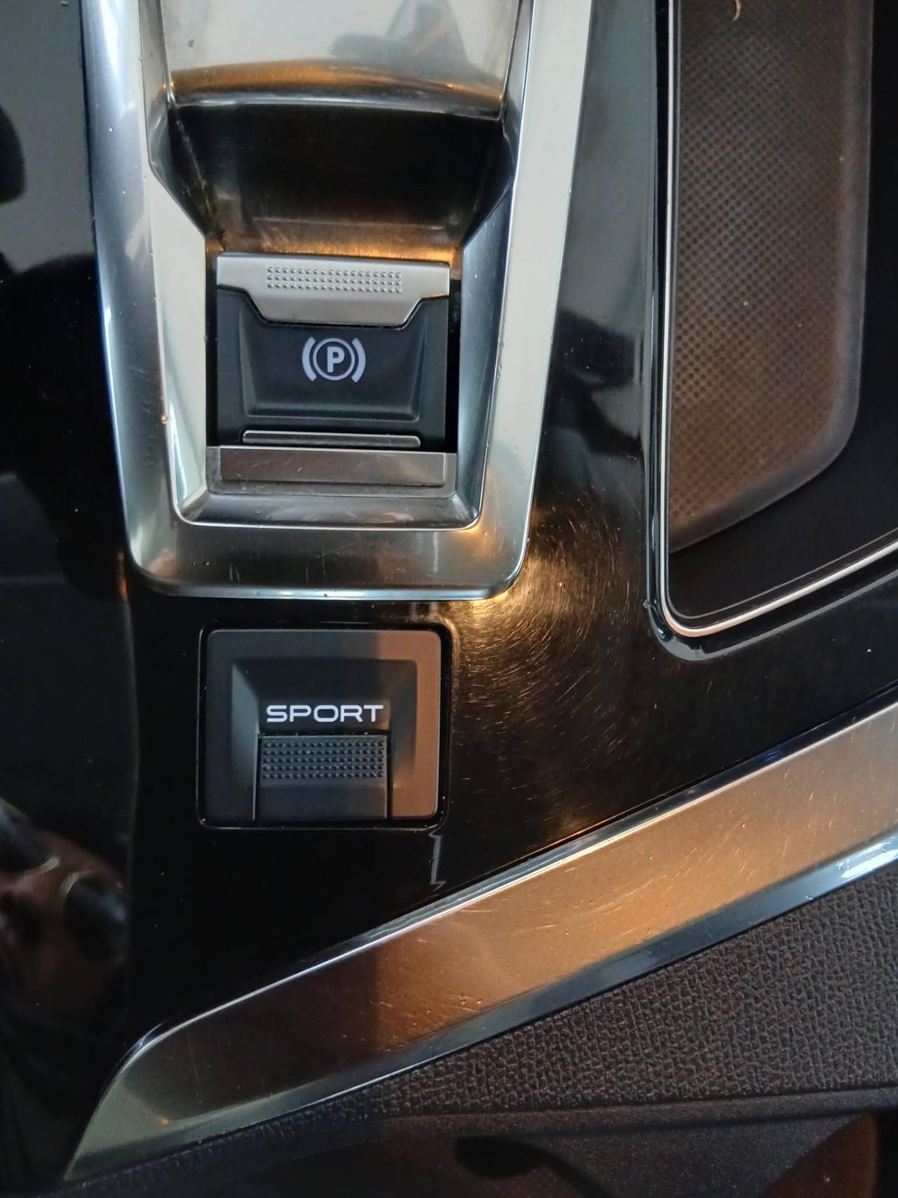 Peugeot 3008 BlueHDi 130 S&S Business